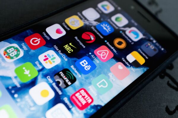 iOS 27 beta 2 release notes showing Apple testing a major Siri AI upgrade